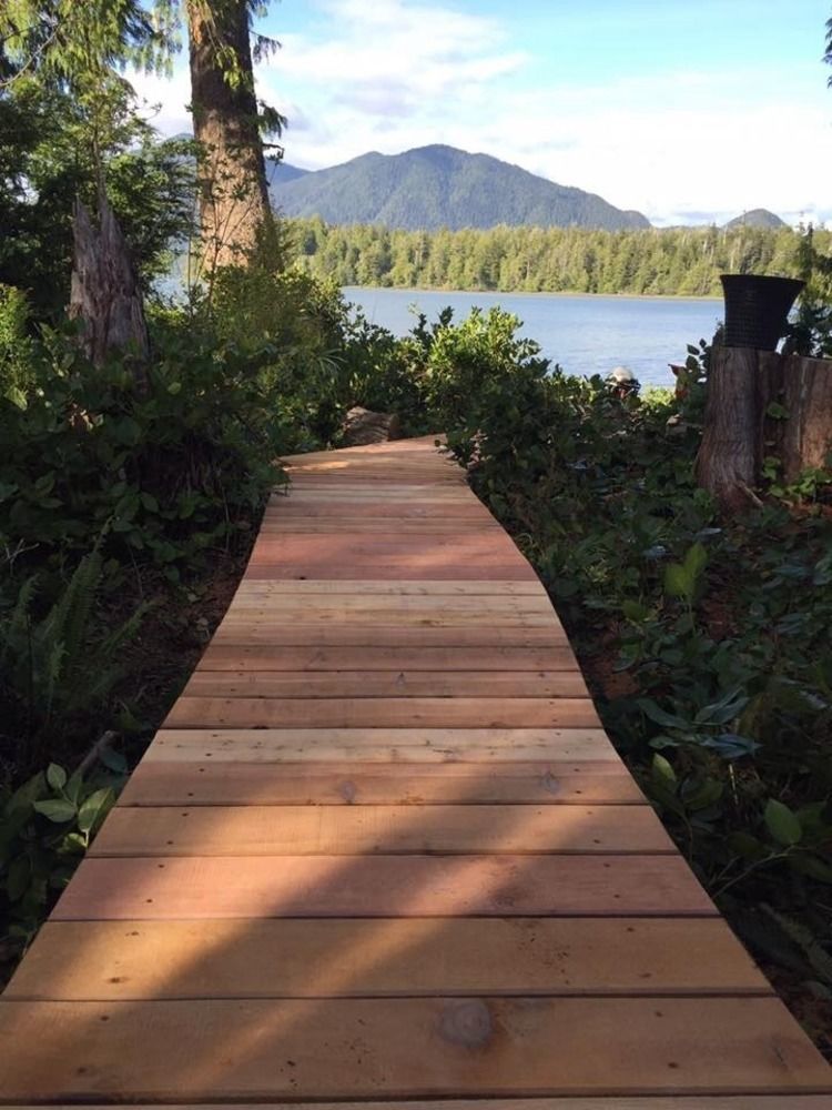 Black Bear Guesthouse Tofino Exterior foto